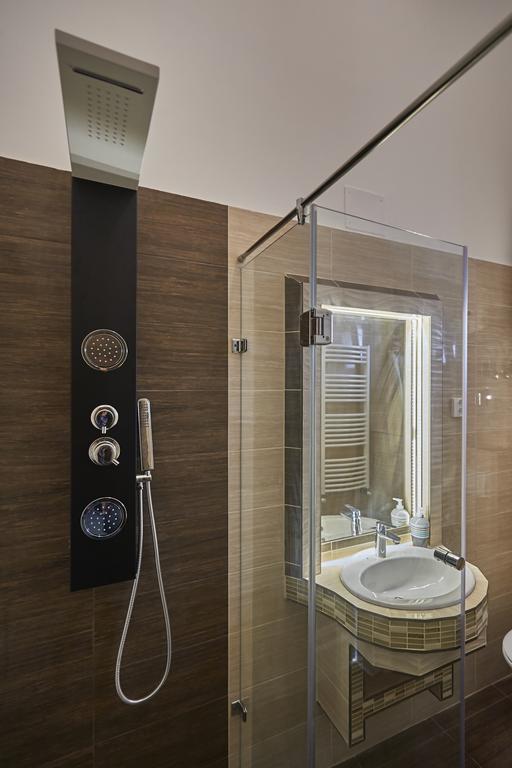 Falk Miksa Apartment บูดาเปสต์ ภายนอก รูปภาพ