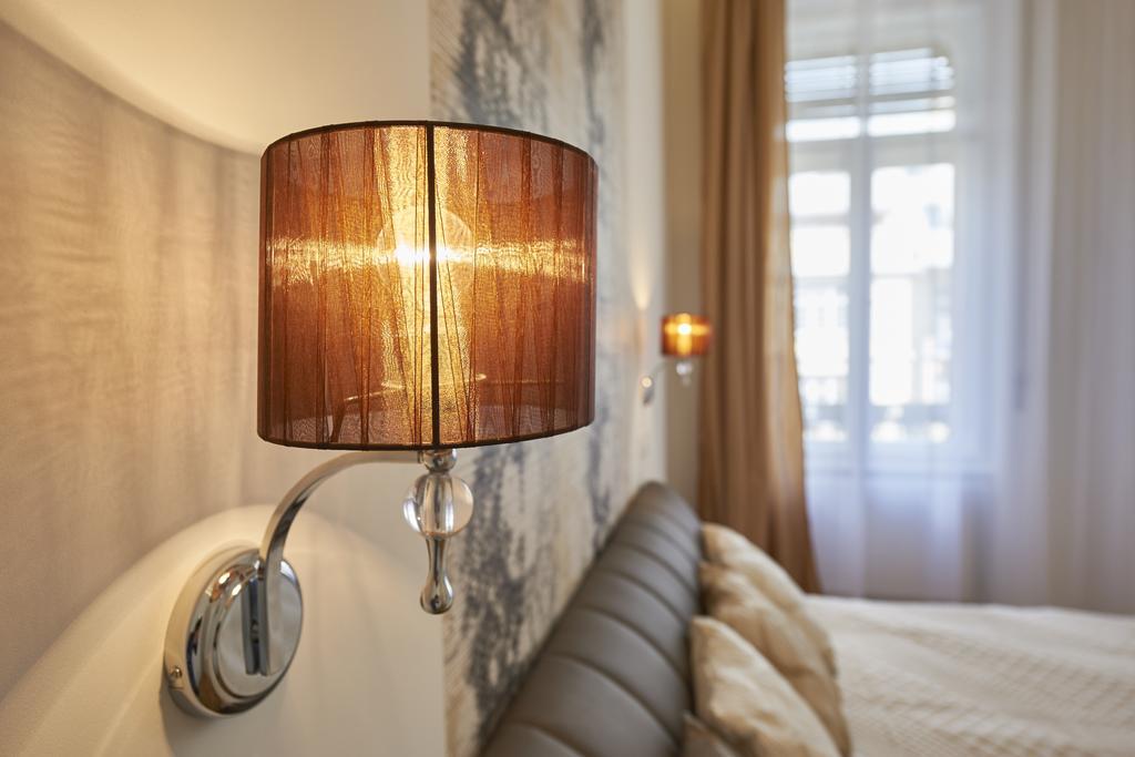 Falk Miksa Apartment บูดาเปสต์ ภายนอก รูปภาพ