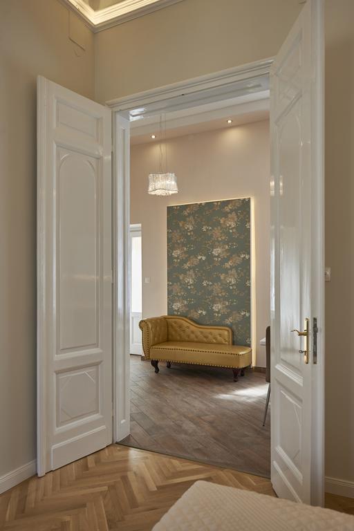 Falk Miksa Apartment บูดาเปสต์ ภายนอก รูปภาพ